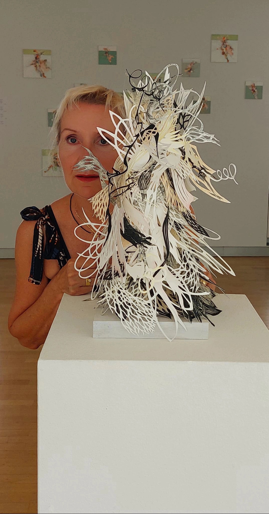 Portrait mit Skulptur